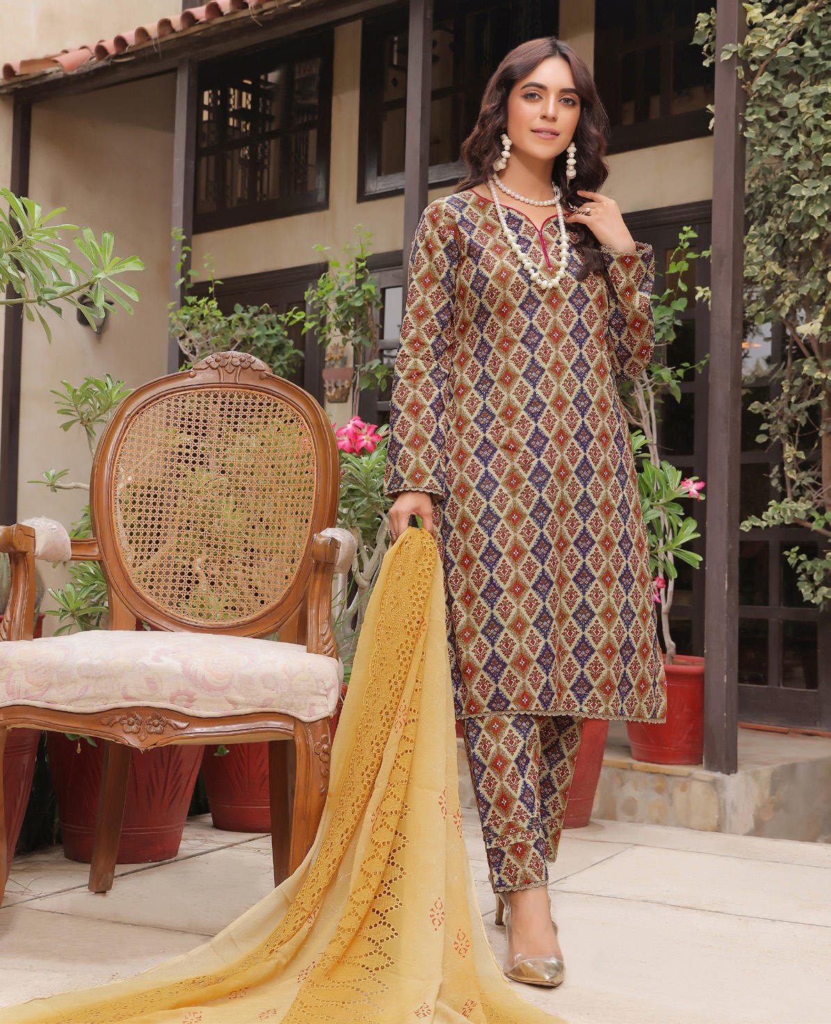 RUSBURY – New Digital Allover Printed Lawn Collection